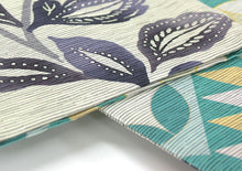 画像をギャラリービューアに読み込む, 《召しませ華》薄グレーに赤ざくろ ザクロ リバーシブル半巾帯