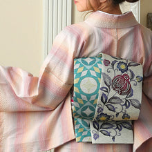 画像をギャラリービューアに読み込む, 《召しませ華》薄グレーに赤ざくろ ザクロ リバーシブル半巾帯