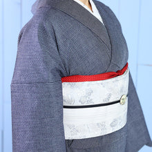 画像をギャラリービューアに読み込む, 《創世舎》 リバーシブル半巾帯 長尺 グレージュに黒ライン紅葉桜葵菊桐梅/ベージュ地に斜め格子