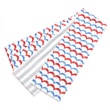 画像をギャラリービューアに読み込む, 半巾帯 《きはる-Kiharu-》白地に赤 青 波柄×ホワイト シルバー ボーダー