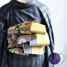 画像をギャラリービューアに読み込む, 《召しませ華》オレンジに縞と光琳菊 モダン菊 リバーシブル半巾帯