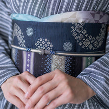 画像をギャラリービューアに読み込む, 《召しませ華》差分 小紋柄 紺 コモンタイム(ネイビー) リバーシブル半巾帯