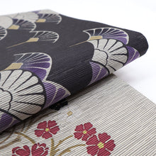 画像をギャラリービューアに読み込む, 《召しませ華》黒地 菊扇青海波 芝小花 オリエンタルマム リバーシブル半巾帯