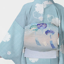 画像をギャラリービューアに読み込む, 京袋帯 《召しませ華》 お仕立て上がり 全通お太鼓柄 麻 水色に切子風鈴とシロクマ 風鈴ブランコ