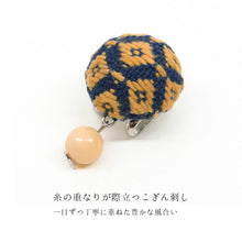 画像をギャラリービューアに読み込む, 帯留め 《 annKogin 》 こぎん刺し パワーストーン帯留 motmot (モモ) 天然石 (全4柄)