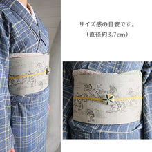 画像をギャラリービューアに読み込む, 刺しゅう帯留め 帯飾り 日本の四季 季節の帯どめ 四季暦 春夏秋冬 クリップ式 丸型 刺繍 帯留め「桜(さくら) 3月」