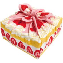画像をギャラリービューアに読み込む, 包むと苺たっぷりショートケーキに変身♪《ASAYAMA MISATO 浅山美里》綿100% ハンカチーフ風呂敷つつみ ショートケーキ(50cm)