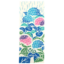 画像をギャラリービューアに読み込む, 注染 手ぬぐい 【kenema】夏の風物詩「雨宿りの出会い 50044」《kenema けねま》生成り/ベージュ/カエル/紫陽花/あじさい/梅雨/手拭い/てぬぐい