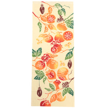 画像をギャラリービューアに読み込む, 注染 手ぬぐい 【kenema】秋の食べ物「甘柿渋柿 50060」《kenema けねま》生成り/ベージュ/リス/カキ/オレンジ色/秋色/手拭い/てぬぐい