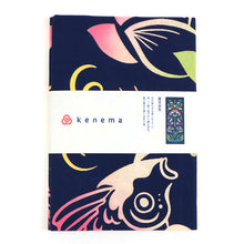 画像をギャラリービューアに読み込む, 注染手ぬぐい【kenema】金魚「蓮見金魚50287」《kenemaけねま》ネイビー/紺地/シンメトリー/蓮/金魚/夏/手拭い/てぬぐい【メール便OK】【MY】