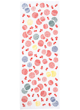 画像をギャラリービューアに読み込む, 手ぬぐい 梨園染め「手まり金魚 NA-001」《戸田屋商店》手毬/金魚/白地/手拭い/てぬぐい