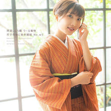 画像をギャラリービューアに読み込む, 阿波コットンウール しじら織 芥子色地に紫赤細縞 No.w5 - ふだんきものハイムラヤ オーダー専門店