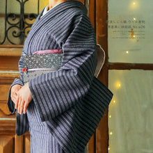 画像をギャラリービューアに読み込む, 阿波コットンウール しじら織 着物 薄墨黒に絣縦縞 No.w26