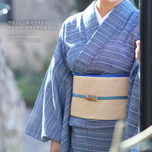 画像をギャラリービューアに読み込む, 阿波しじら織 着物 青紺縦縞に黄桃の横段縞 No.41 - ふだんきものハイムラヤ オーダー専門店