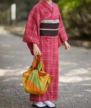 画像をギャラリービューアに読み込む, 阿波しじら織 着物 ローズレッド地に多色チェック No.42 - ふだんきものハイムラヤ