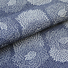 画像をギャラリービューアに読み込む, 阿波しじら織 着物 抜染 霰にむじな菊づくし No.504 - ふだんきものハイムラヤ