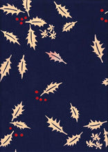 画像をギャラリービューアに読み込む, 手ぬぐい 梨園染め「柊(ひいらぎ)紺色 13-893」《戸田屋商店》クリスマス/冬/12月/植物/手拭い/てぬぐい - ふだんきものハイムラヤ