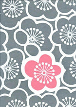 画像をギャラリービューアに読み込む, 手ぬぐい 梨園染め「大梅 899」《戸田屋商店》グレー/ピンク/花/手拭い/てぬぐい - ふだんきものハイムラヤ