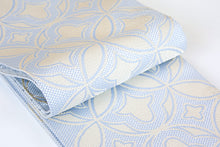 画像をギャラリービューアに読み込む, 半巾帯 《召しませ花》 正絹 博多織 薄青紫 生成り ベージュ 変わり七宝 ドット模様
