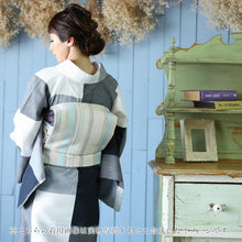 画像をギャラリービューアに読み込む, 名古屋帯 博多織 ベージュ 紗 日本製 伝統工芸品 ベージュに花菱 ブルー
