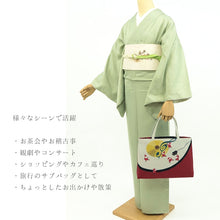 画像をギャラリービューアに読み込む, トートバッグ《WAKKA》赤地にレコードプレーヤーとミニサンタサンタレコードレッドハンドバッグブラックレディース女性着物・洋装兼用着物ハンドバッグ【KJ】
