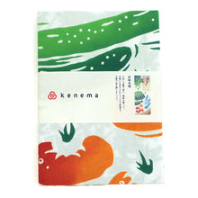 画像をギャラリービューアに読み込む, 注染手ぬぐい【kenema】夏の風物詩「涼味木桶50312」《kenemaけねま》ホワイト／白地／夏の味覚／ラムネ／トマト／スイカ／キュウリ／風鈴／夏／手拭い／てぬぐい【メール便OK】【MY】
